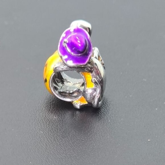 🎃 Charm with Pumpkin, Skeleton and Witch Cat (NWOT) - Picture 5 of 8